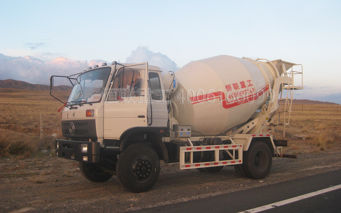 東風(fēng)6方攪拌車